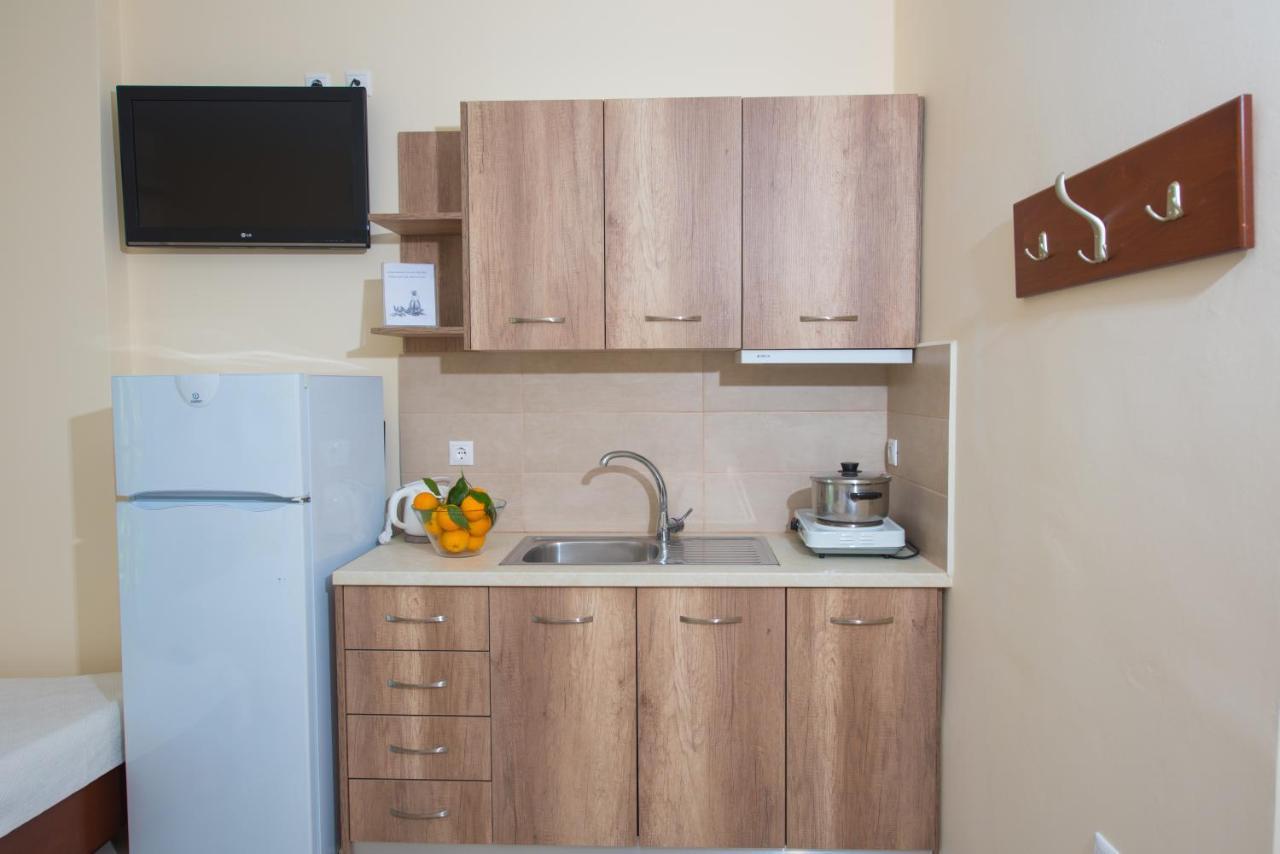 Xenia Apartments ヴァシリキ エクステリア 写真