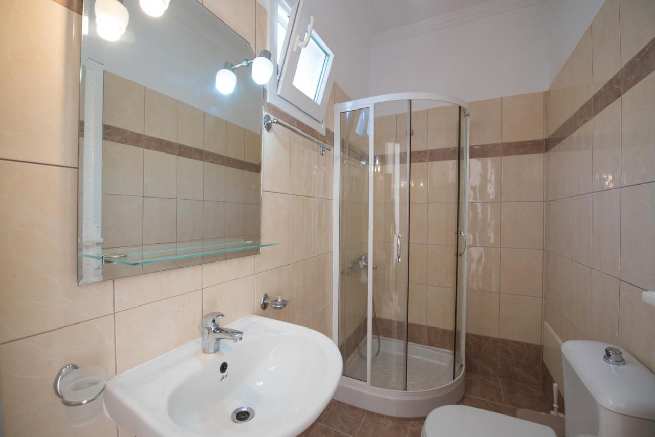 Xenia Apartments ヴァシリキ エクステリア 写真